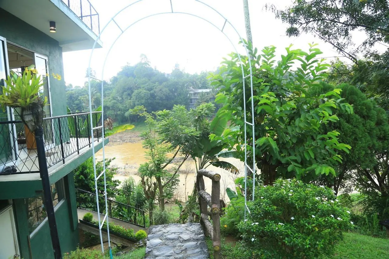 Riverside Suites Kandy